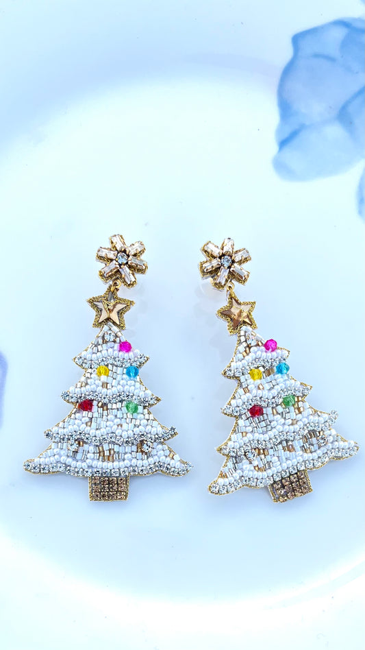 8C Tree-t Me Nice (Snow Edition)